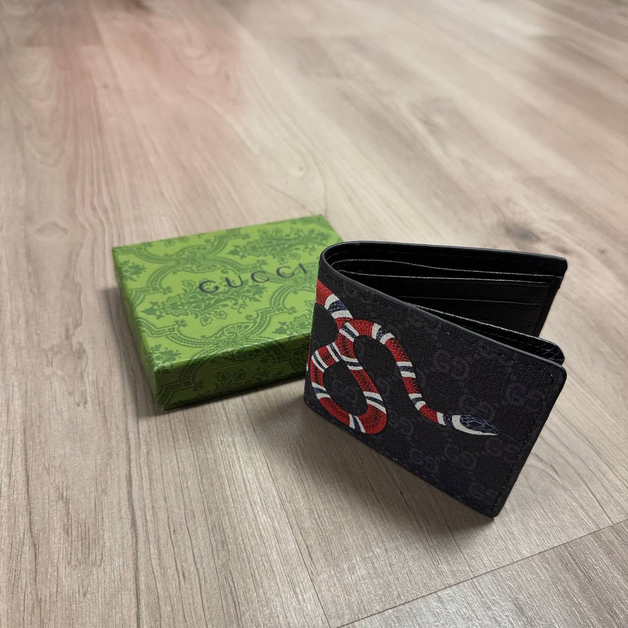 BILLETERA GUCC SNAKE BLACK